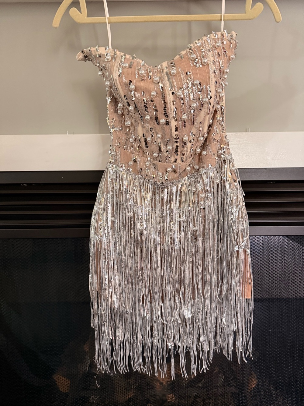 Bella Barnett Sorel pearl sequin tassel mini dress. Size xs